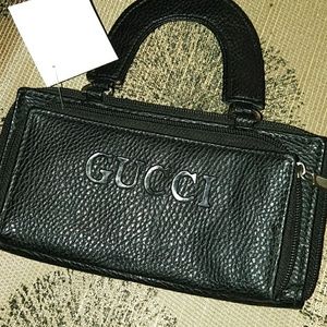 Gucci authentic leather vintage double zip wallet